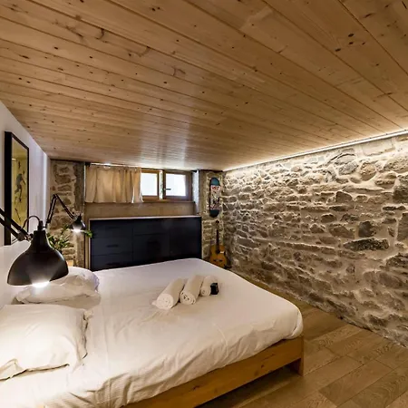 Le Duplex Des Pentes Ail Apartment Lyon