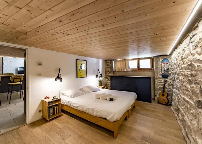 Apartment In | Duplex Des Pentes De La Croix-rousse