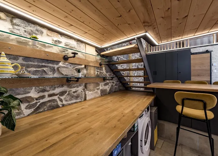 Apartment In | Duplex Des Pentes De La Croix-rousse *